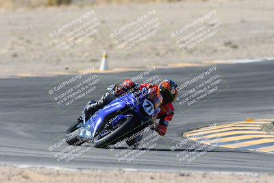 media/Oct-20-2024-CVMA (Sun) [[d4a3dff211]]/Race 2-Supersport Middleweight/